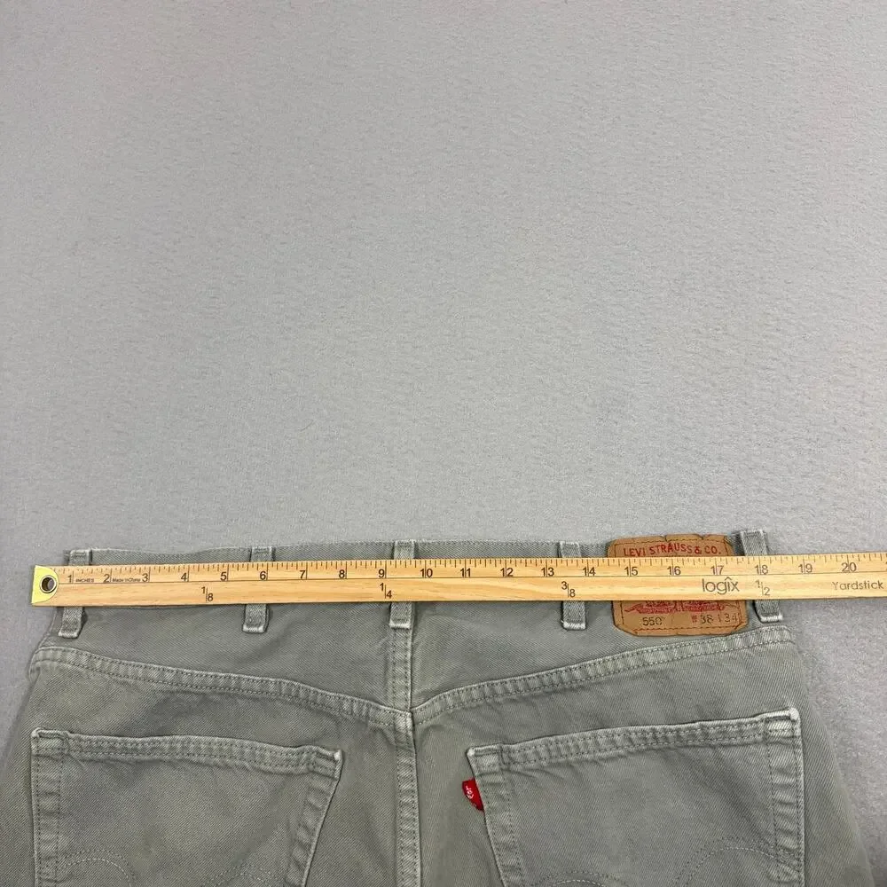 Vintage Levis 550 Relaxed Fit Jeans Men's 38x34 (Fits 36x33) Green y2k 2002